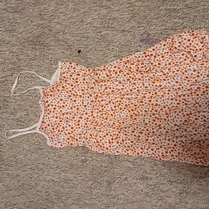 Old navy 14/16 white with red flowers and blue leaves